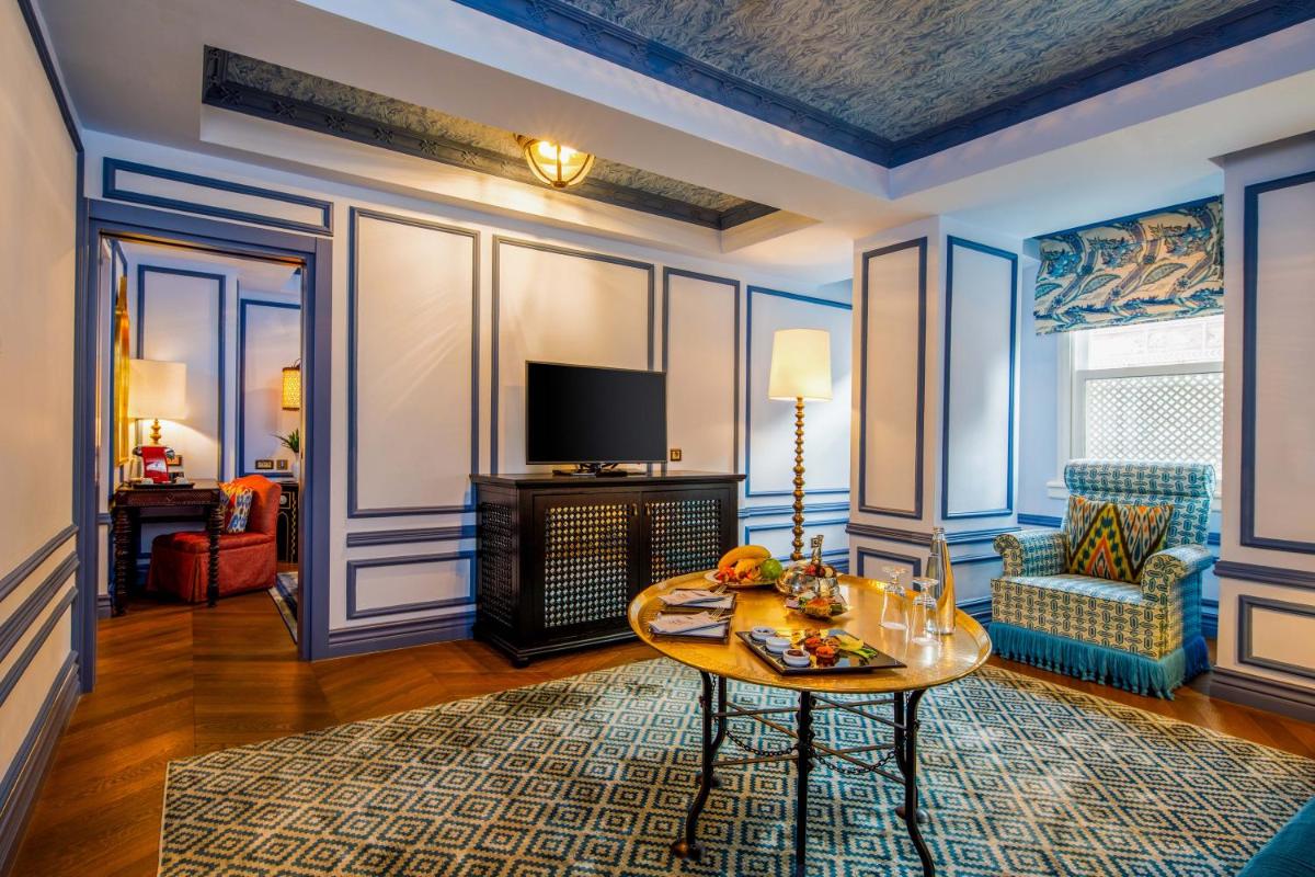 Hagia Sofia Mansions Istanbul, Curio Collection by Hilton