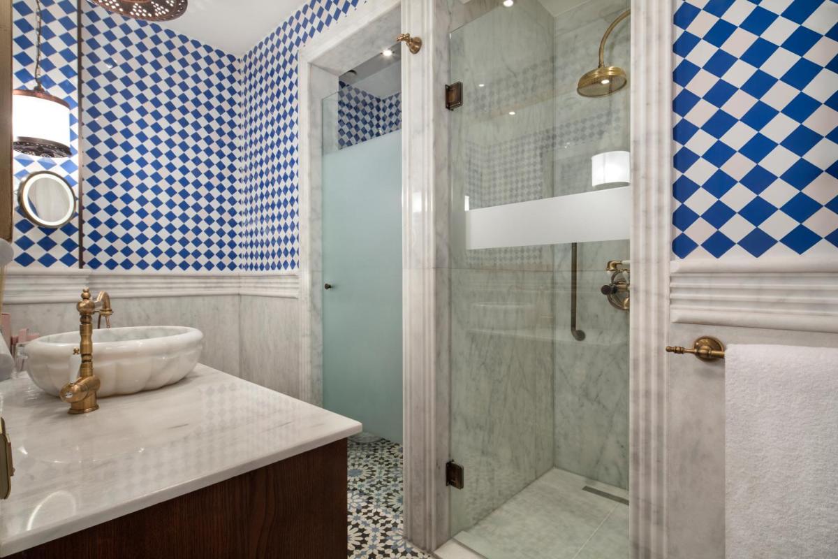 Hagia Sofia Mansions Istanbul, Curio Collection by Hilton