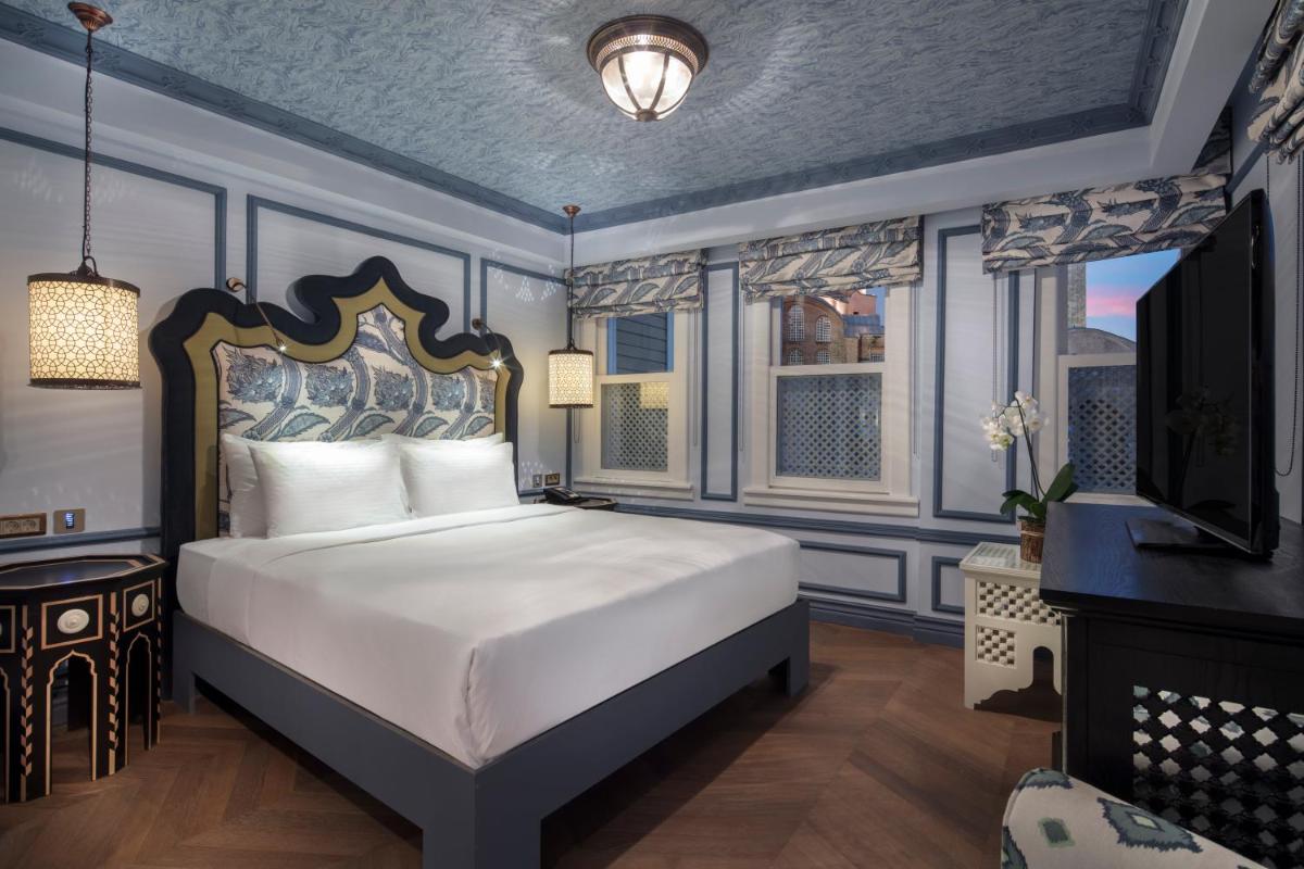 Hagia Sofia Mansions Istanbul, Curio Collection by Hilton