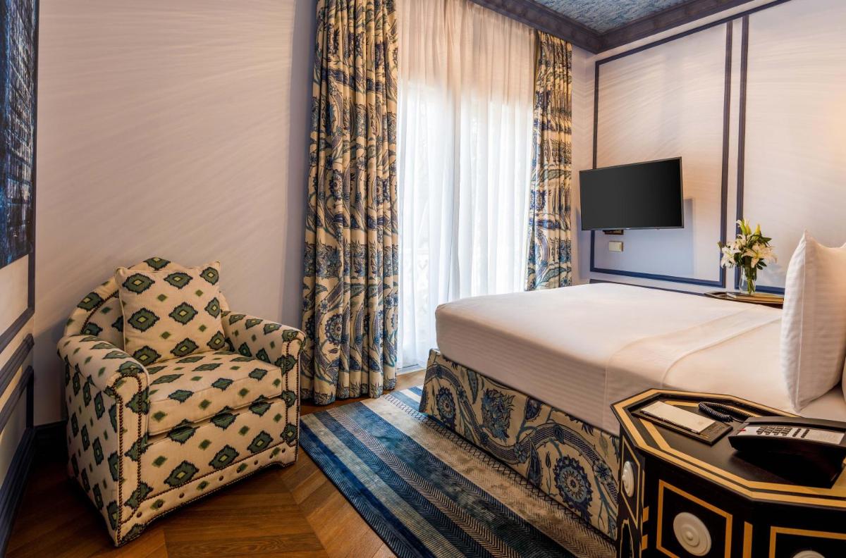 Hagia Sofia Mansions Istanbul, Curio Collection by Hilton