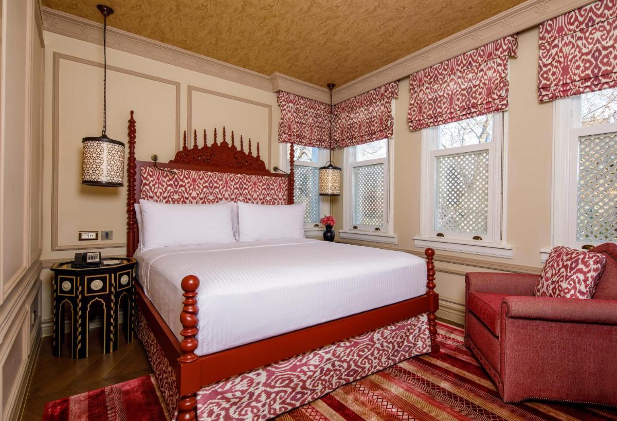 Hagia Sofia Mansions Istanbul, Curio Collection by Hilton