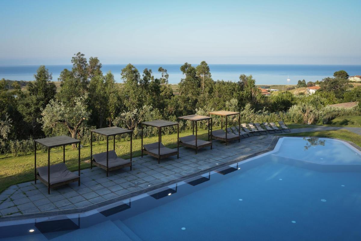 Hang Loose Cottage Hotel & Resort 4 stelle Gizzeria Calabria