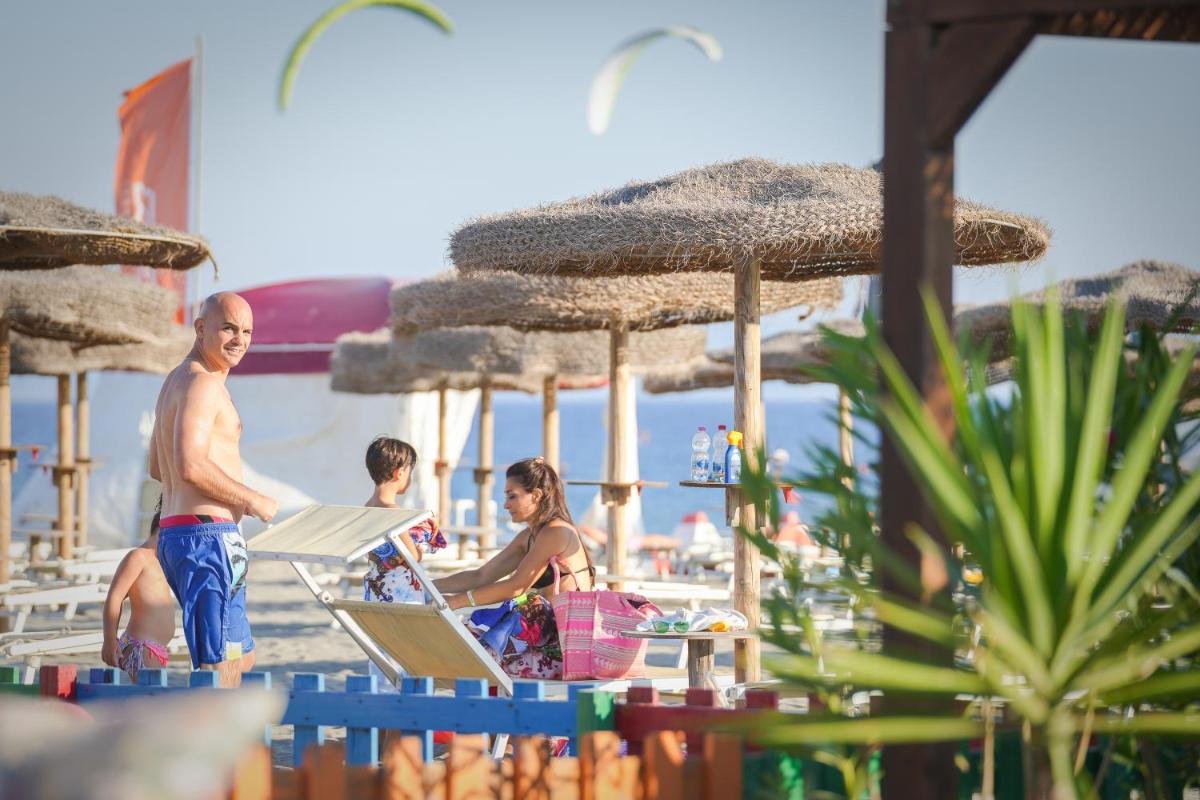 Hang Loose Cottage Hotel & Resort 4 stelle Gizzeria Calabria