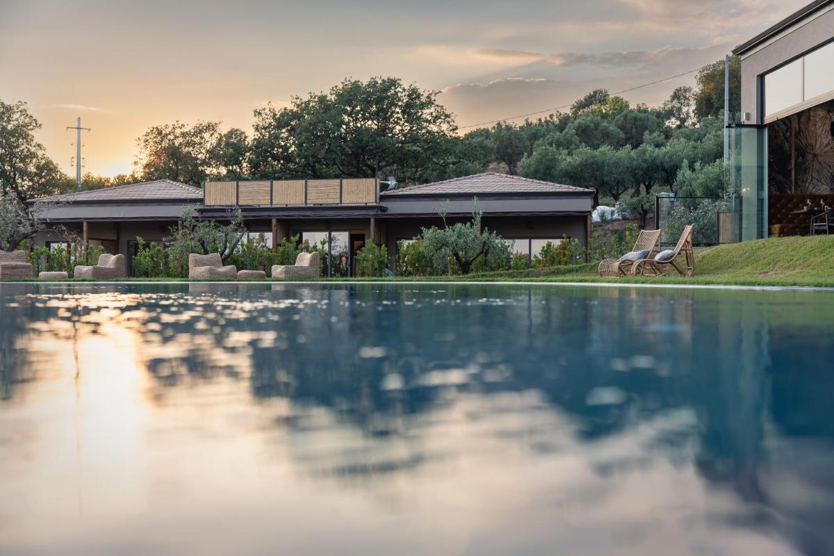 Hang Loose Cottage Hotel & Resort 4 stelle Gizzeria Calabria