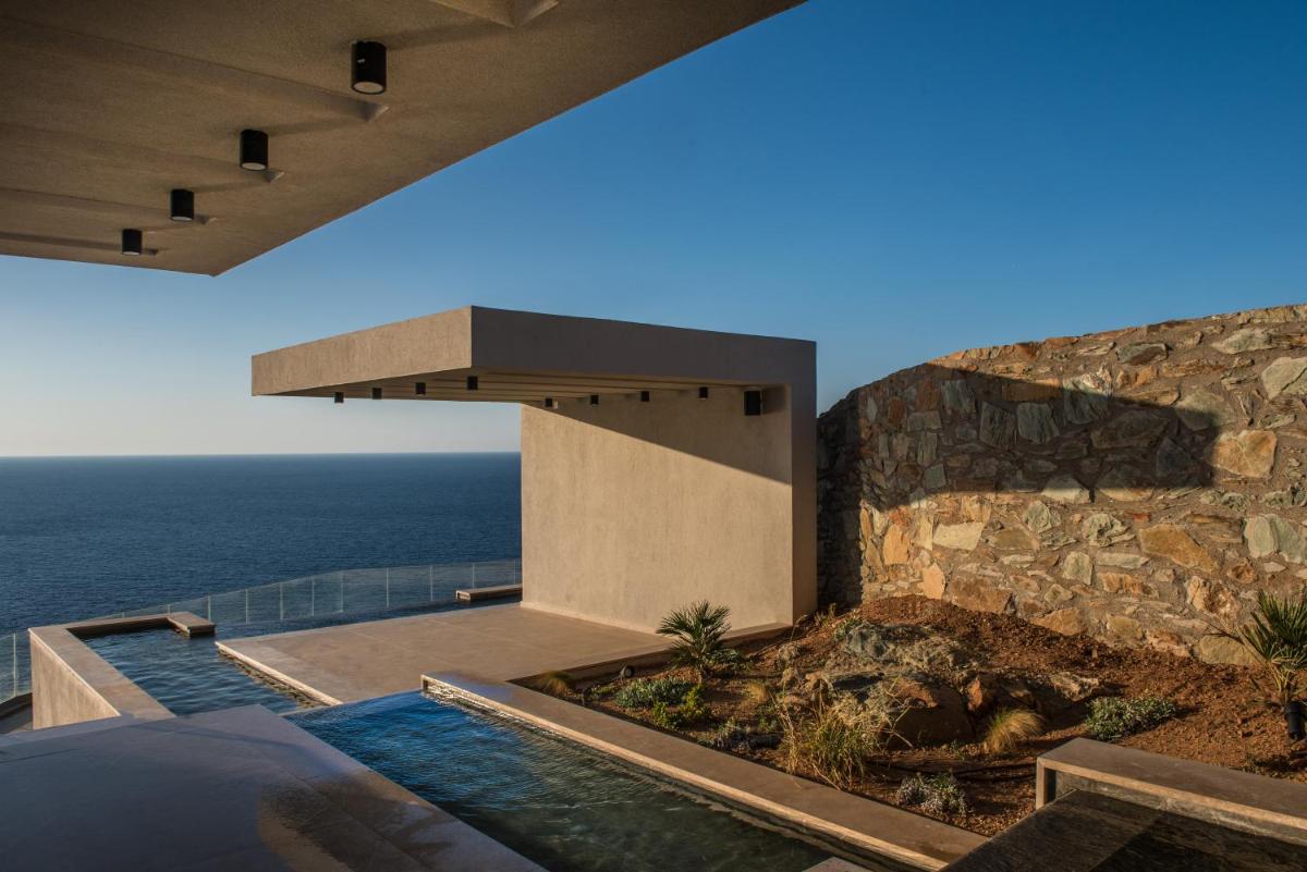 Happy Cretan Suites