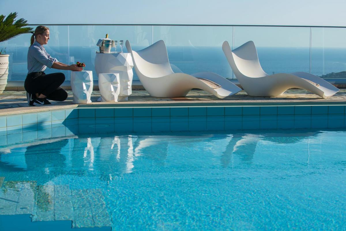 Happy Cretan Suites