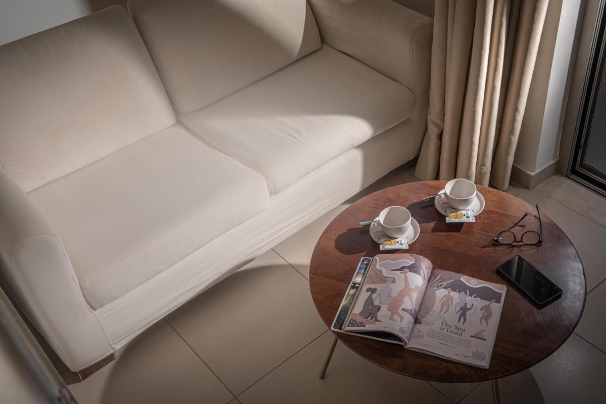 Happy Cretan Suites
