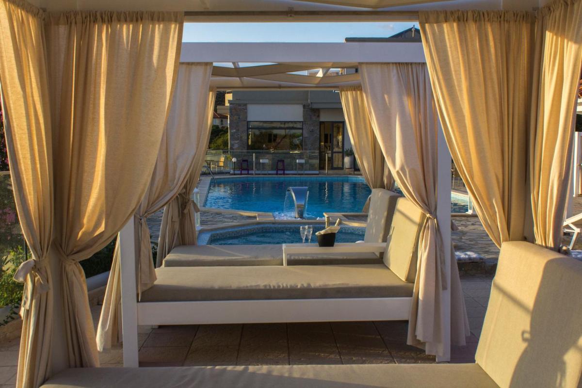 Happy Cretan Suites