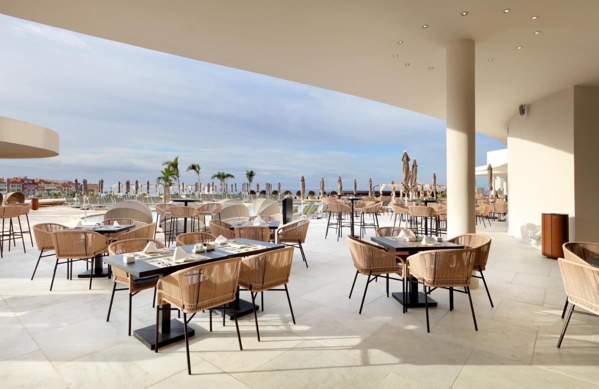 Hard Rock Hotel Tenerife