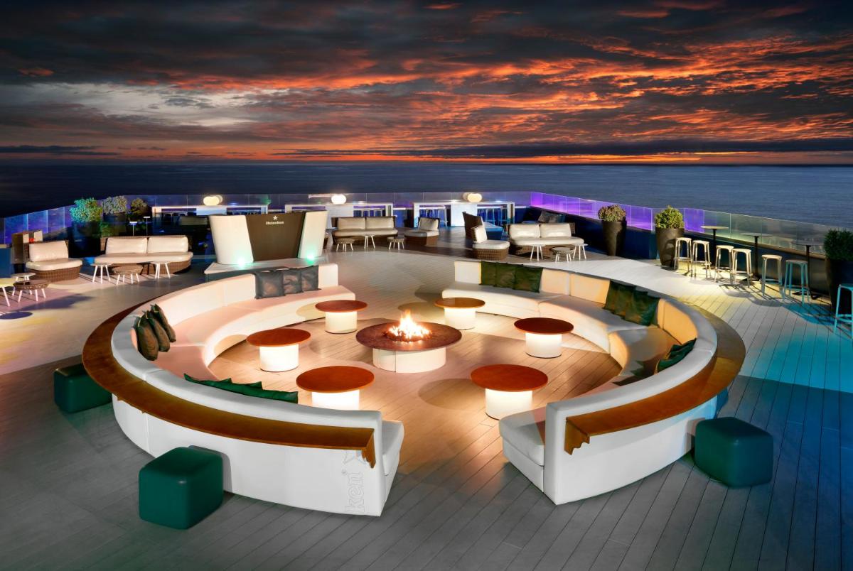 Hard Rock Hotel Tenerife