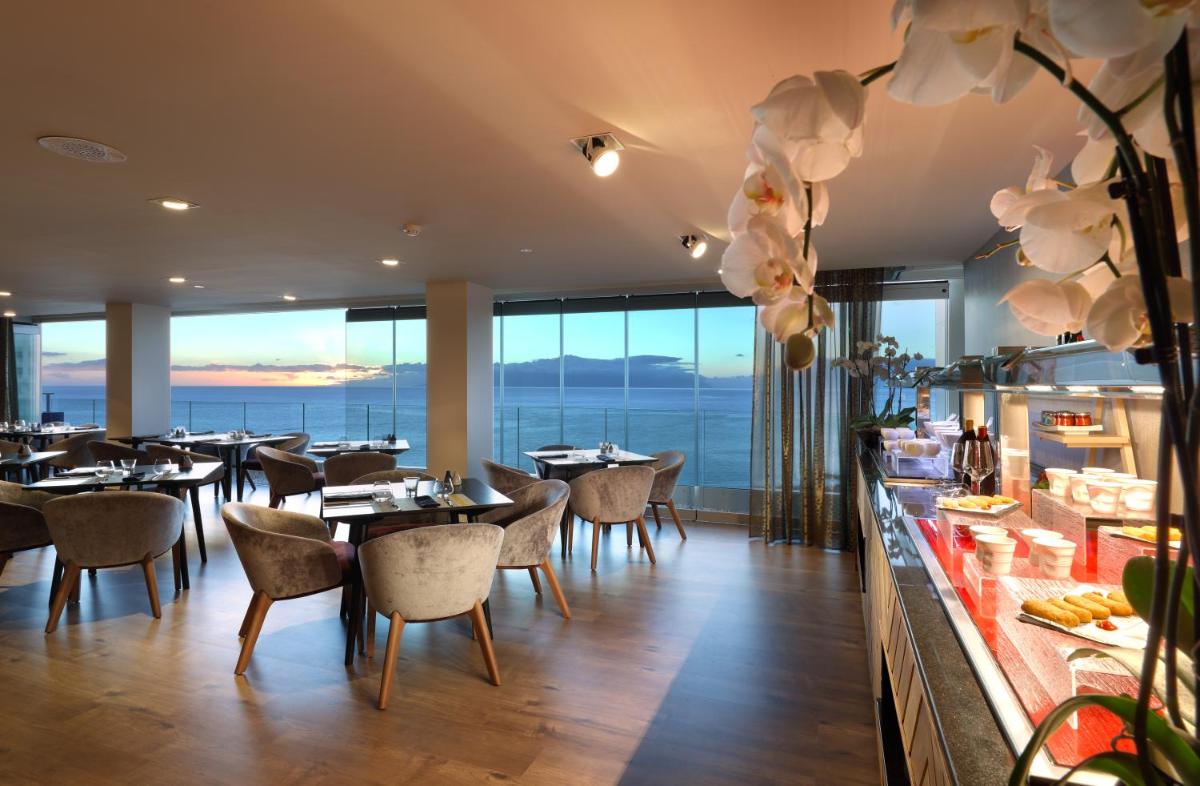 Hard Rock Hotel Tenerife