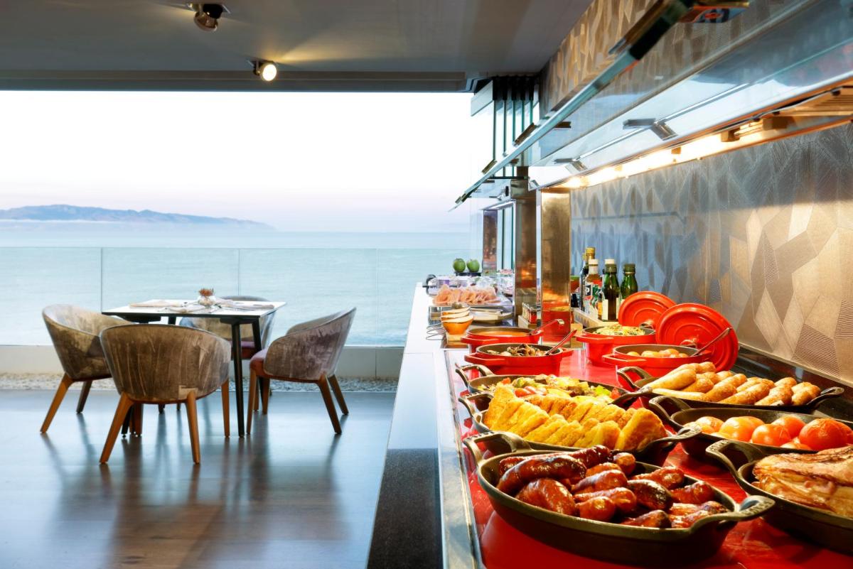 Hard Rock Hotel Tenerife