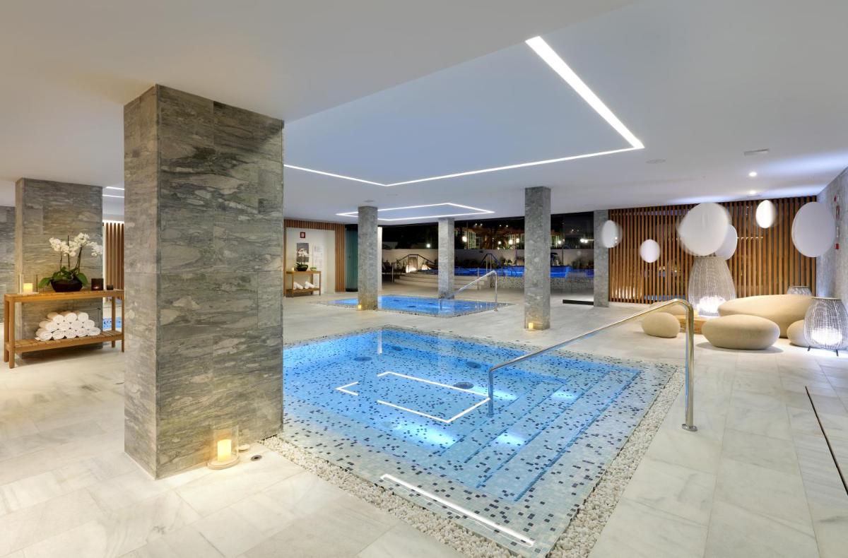 Hard Rock Hotel Tenerife