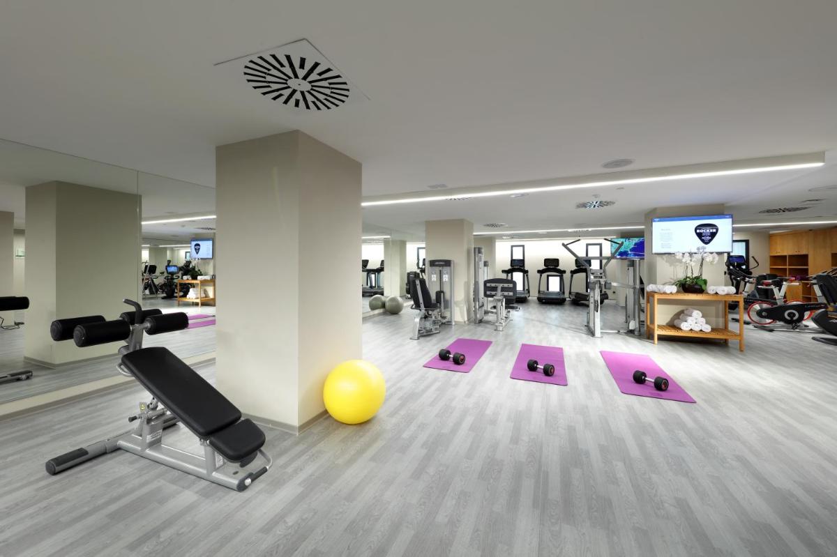 Hard Rock Hotel Tenerife