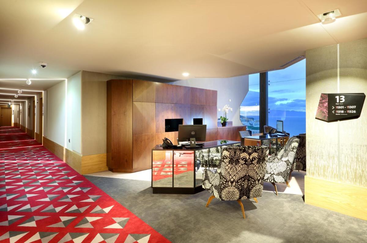 Hard Rock Hotel Tenerife