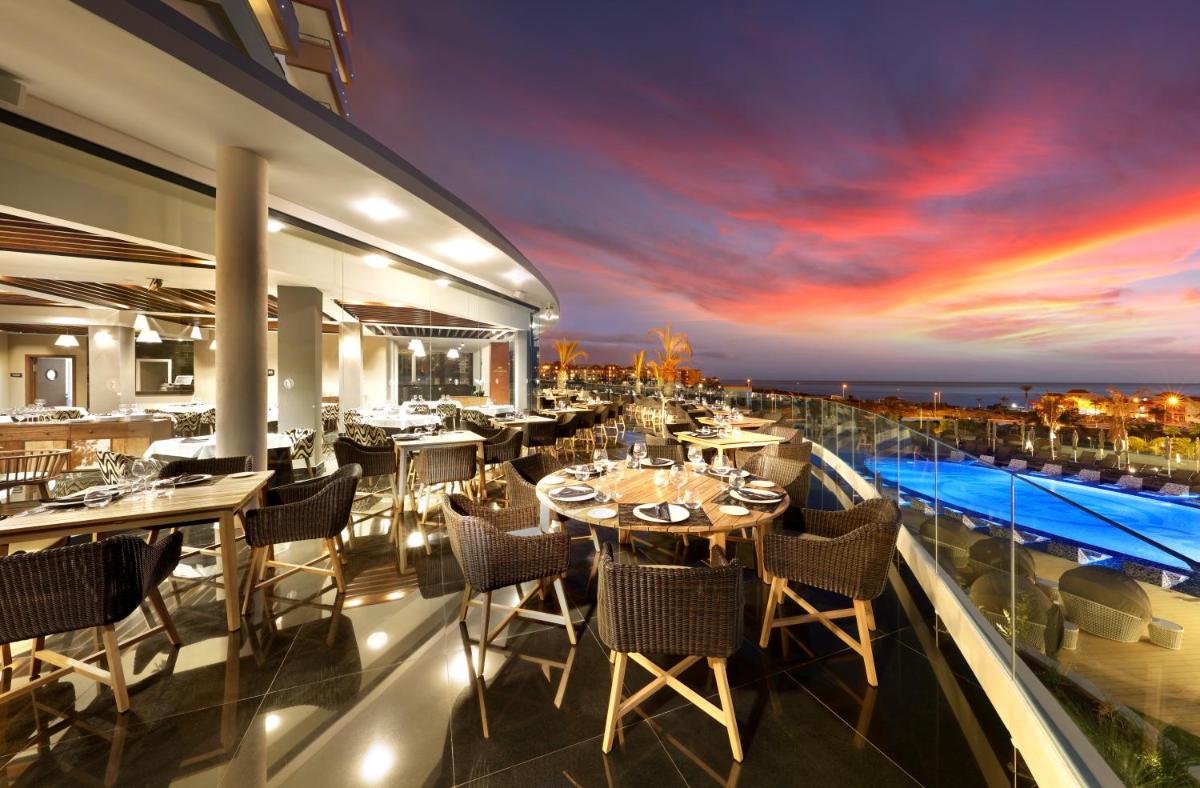 Hard Rock Hotel Tenerife