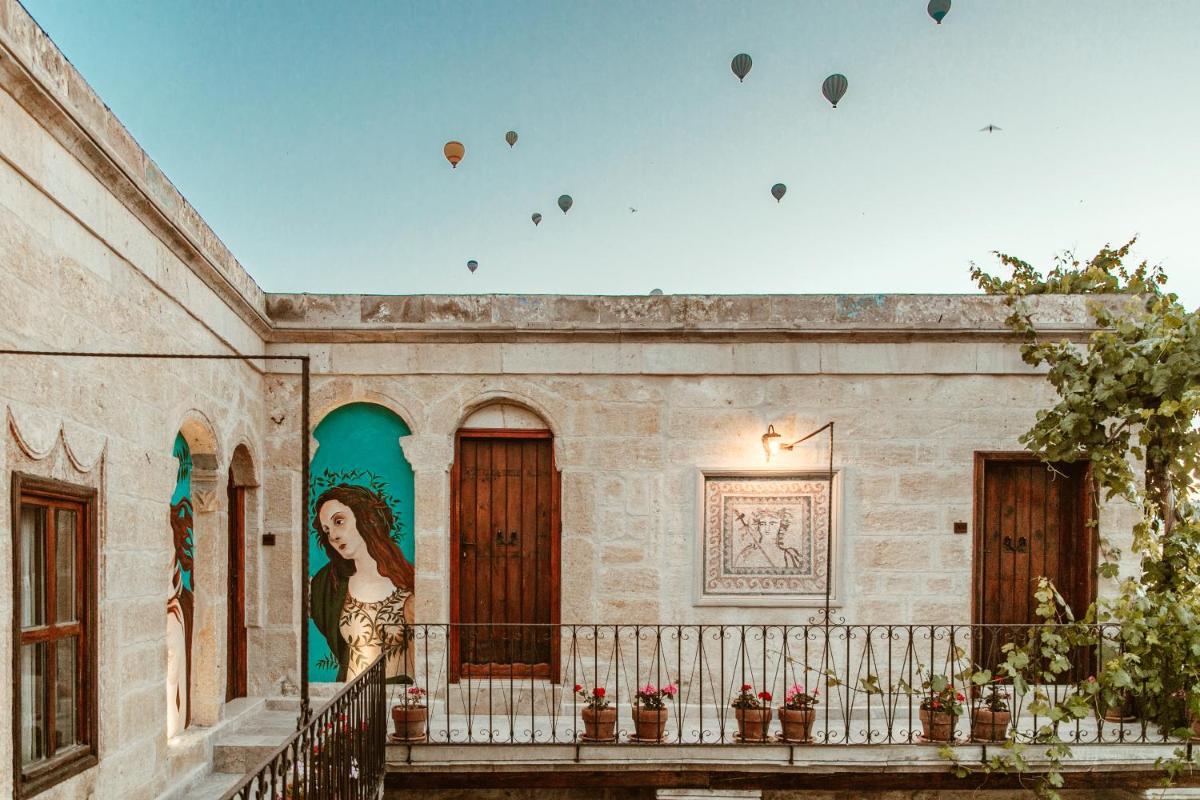 Henna Hotel-Adults Only