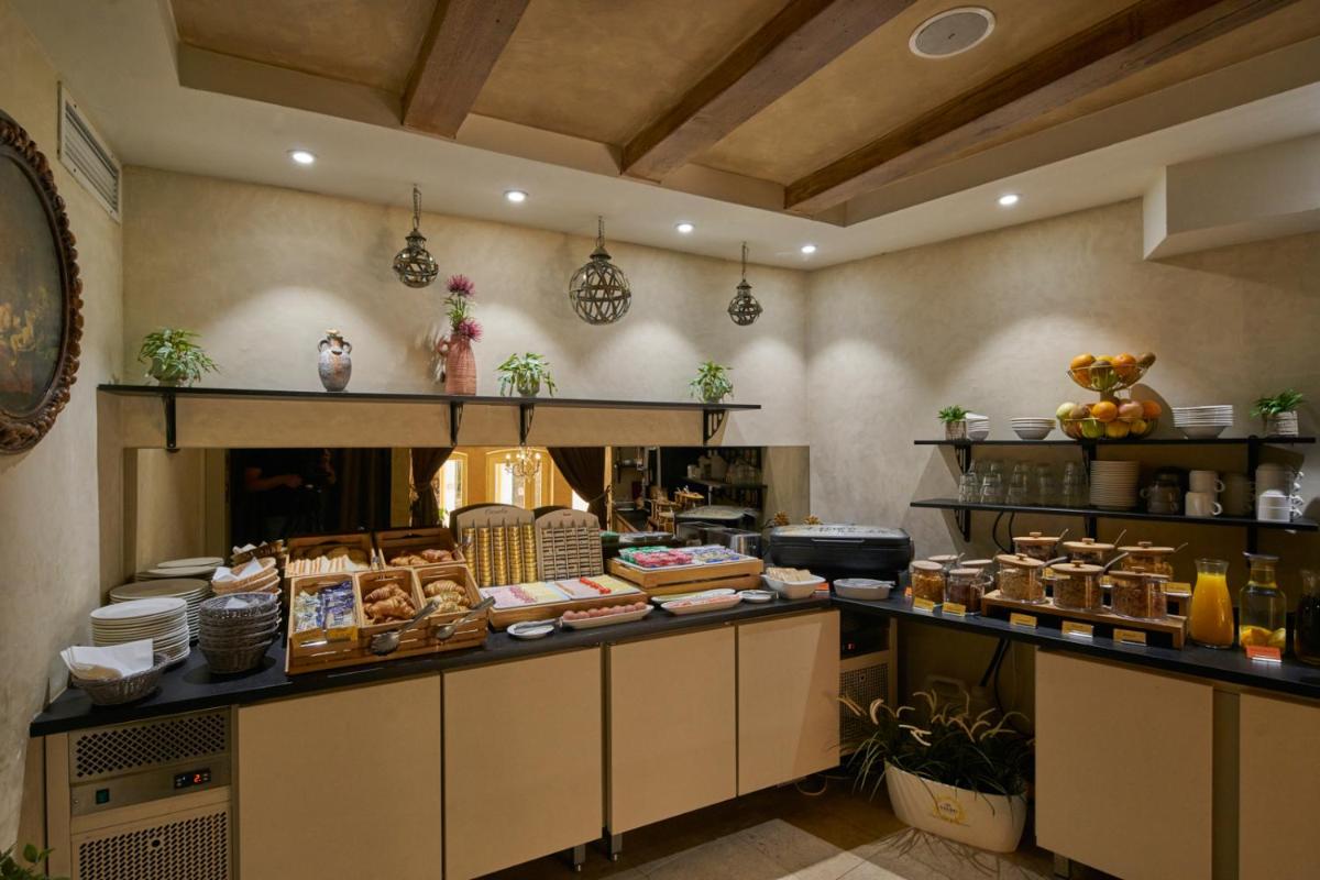 Heritage Hotel Life Palace