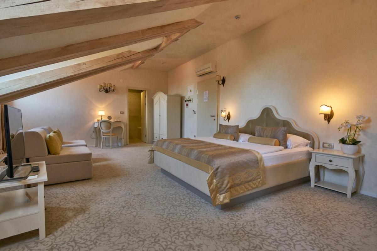 Heritage Hotel Life Palace