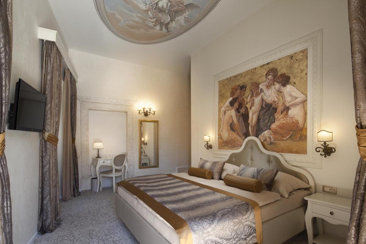 Heritage Hotel Life Palace