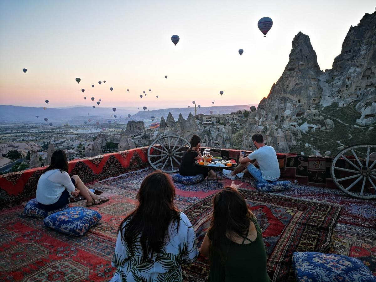 Hermes Cave Hotel
