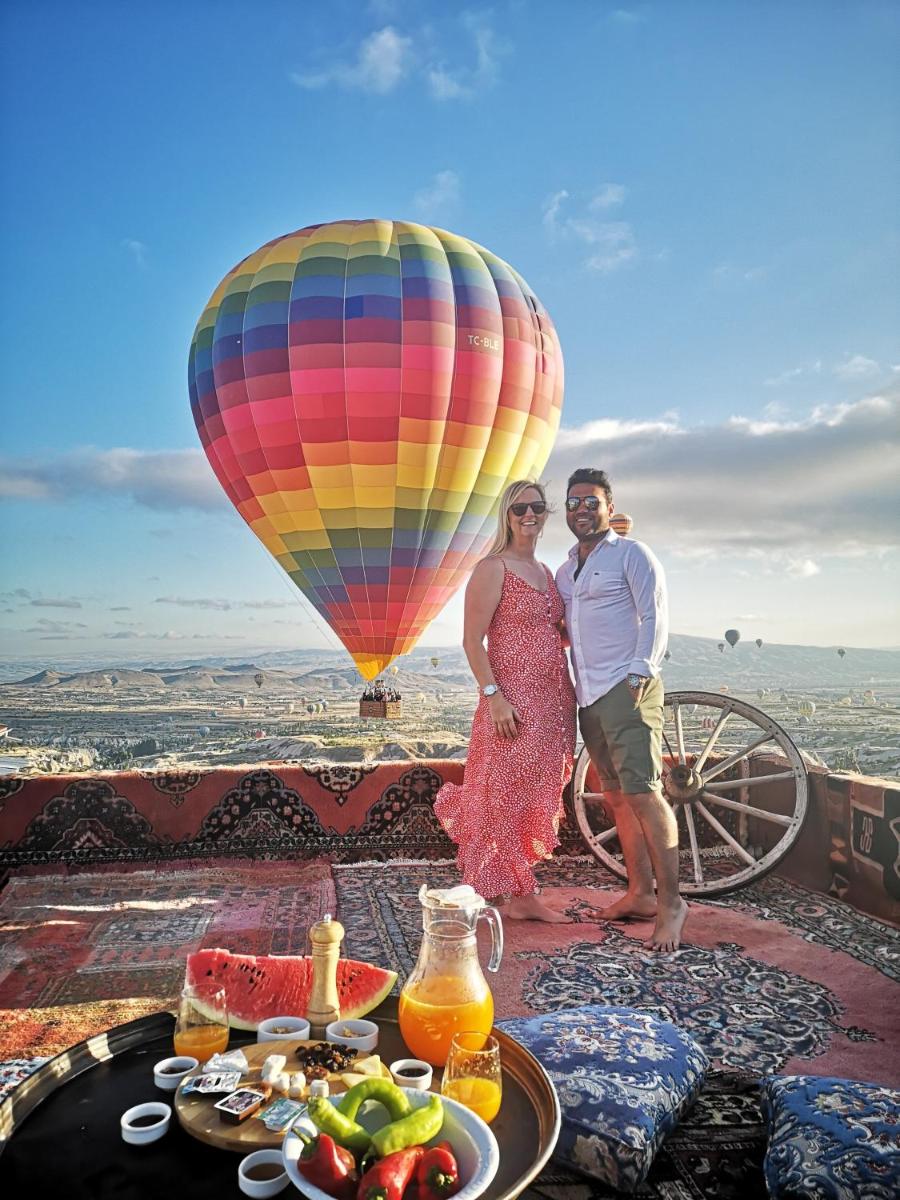 Hermes Cave Hotel