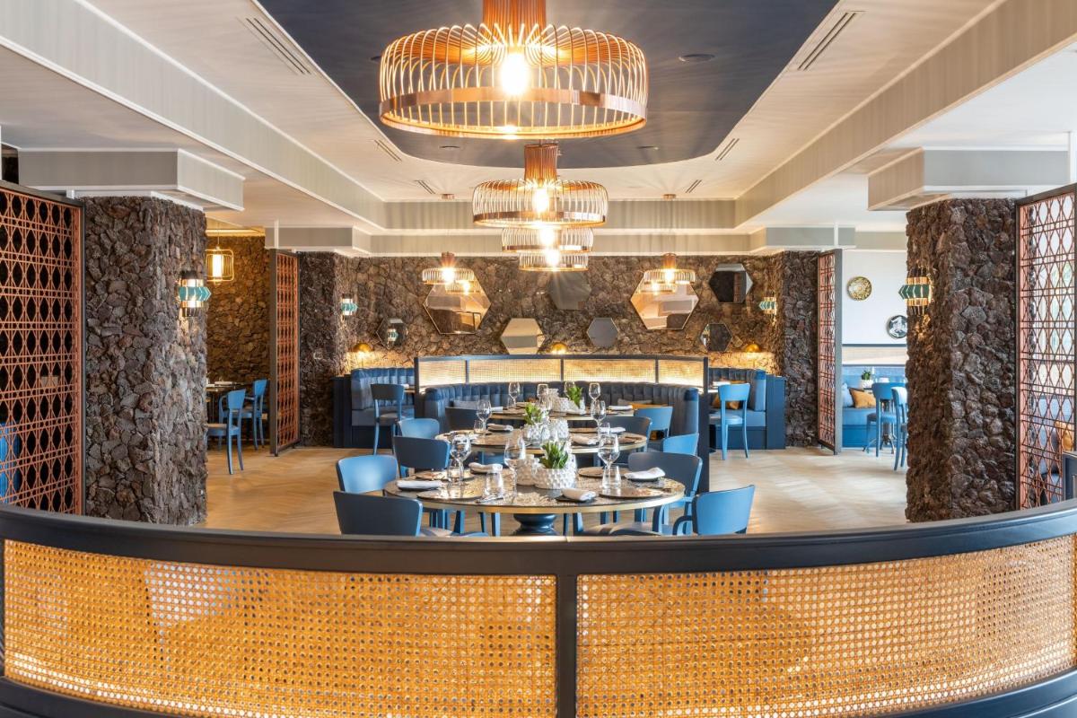 Delta Hotels by Marriott Giardini Naxos