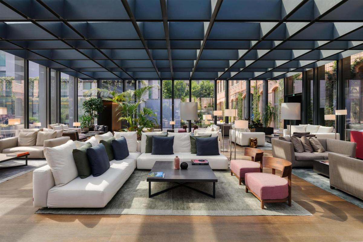 Hilton Lake Como