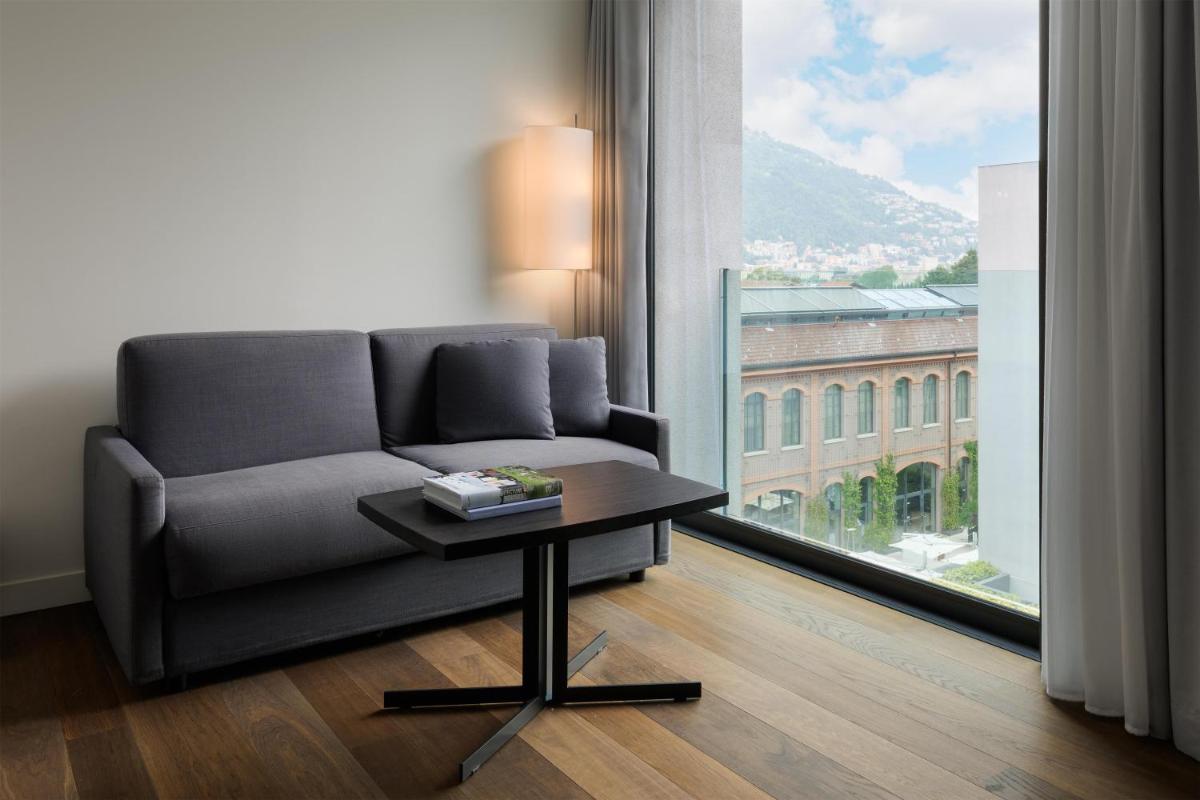 Hilton Lake Como