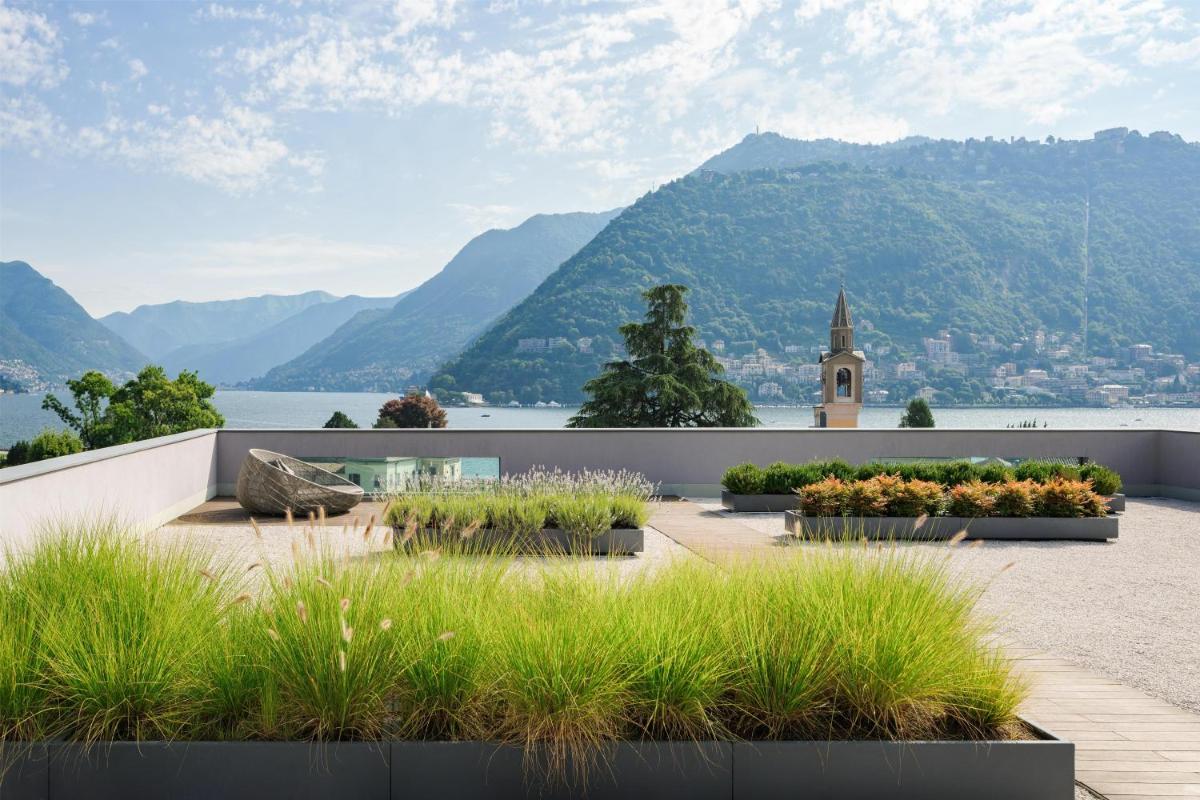 Hilton Lake Como