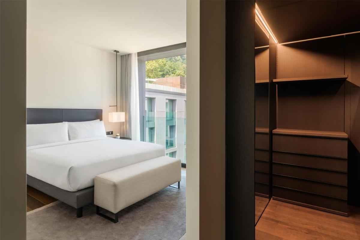 Hilton Lake Como