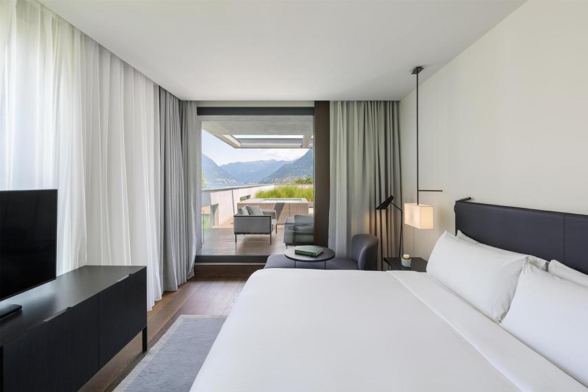 Hilton Lake Como