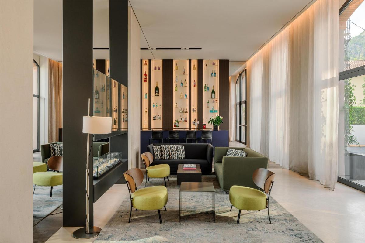 Hilton Lake Como
