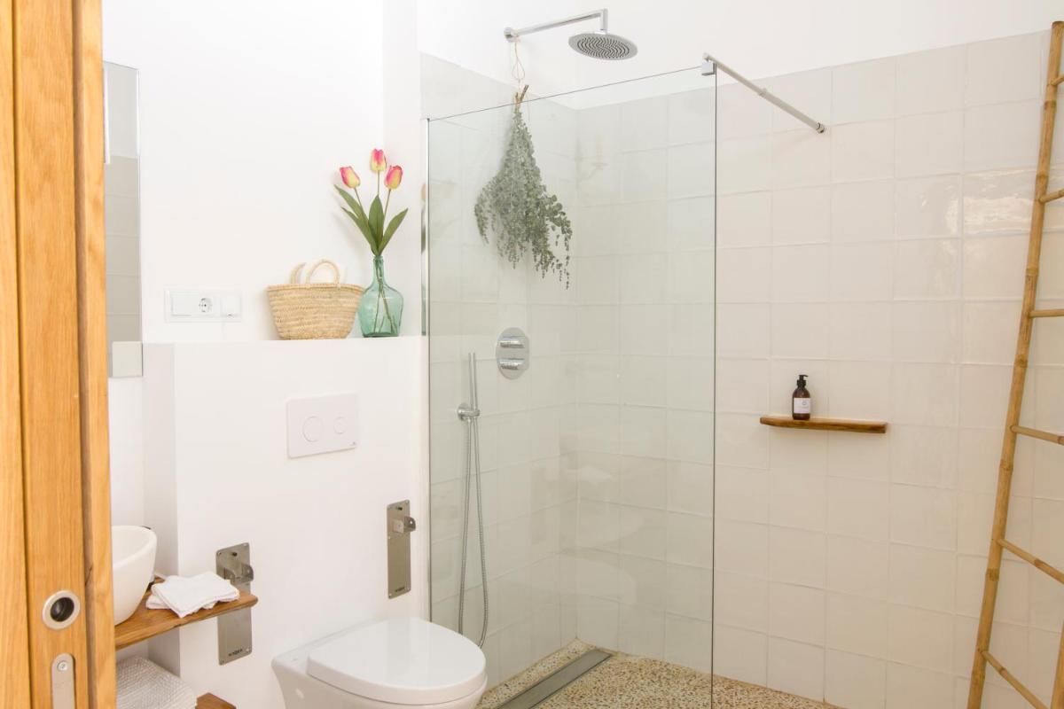 Home Hotel The Pink Pepper Tree