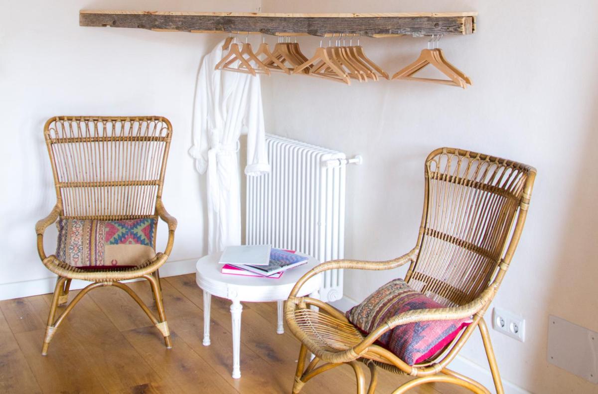 Home Hotel The Pink Pepper Tree