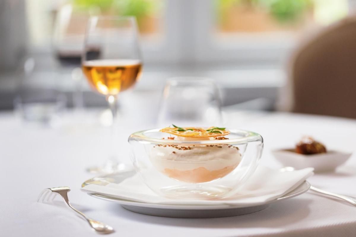 Hostellerie De L'abbaye De La Celle - Teritoria