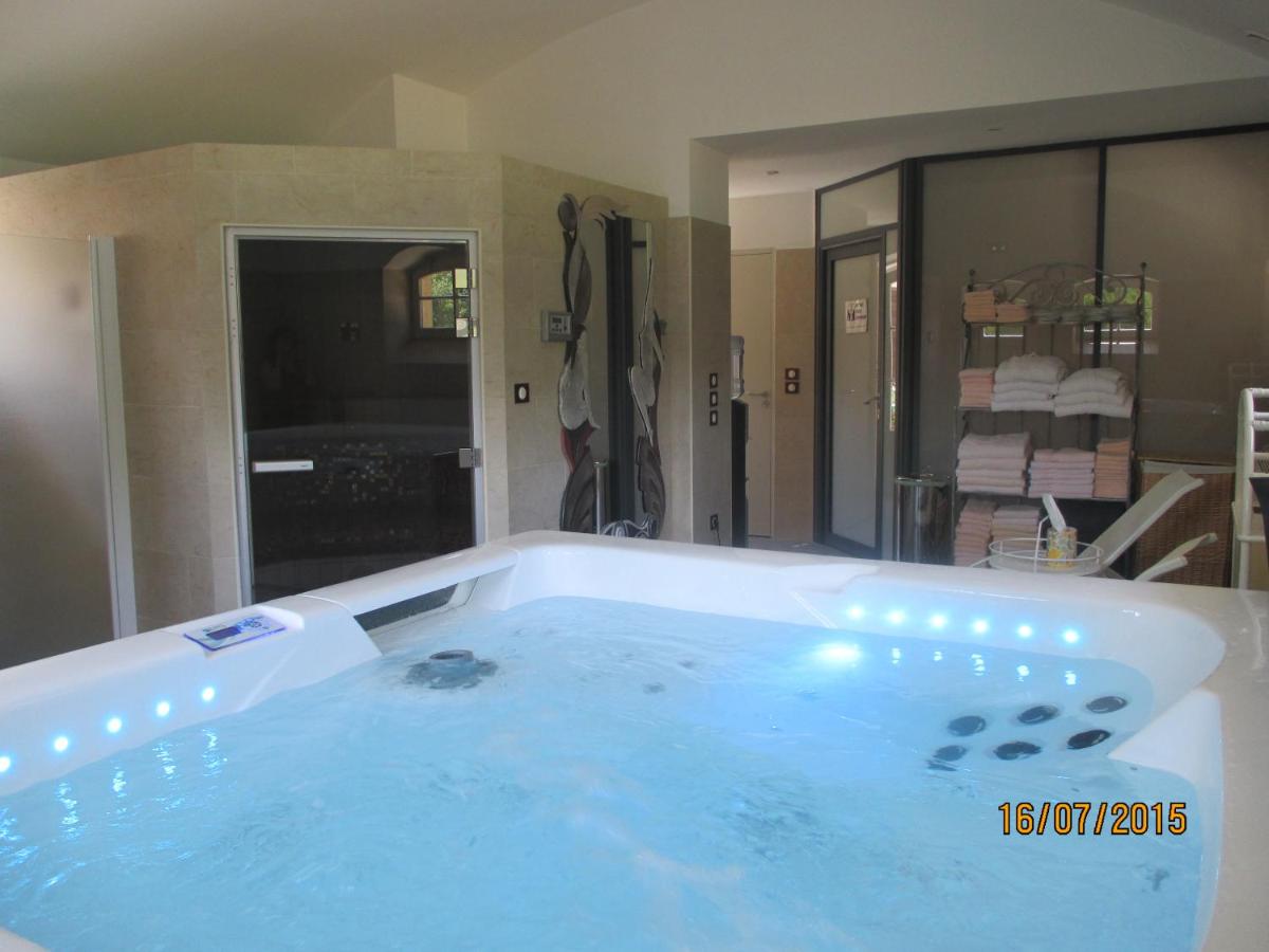 Château des Monthairons Hôtel Restaurant GastroMaison Spa privatif