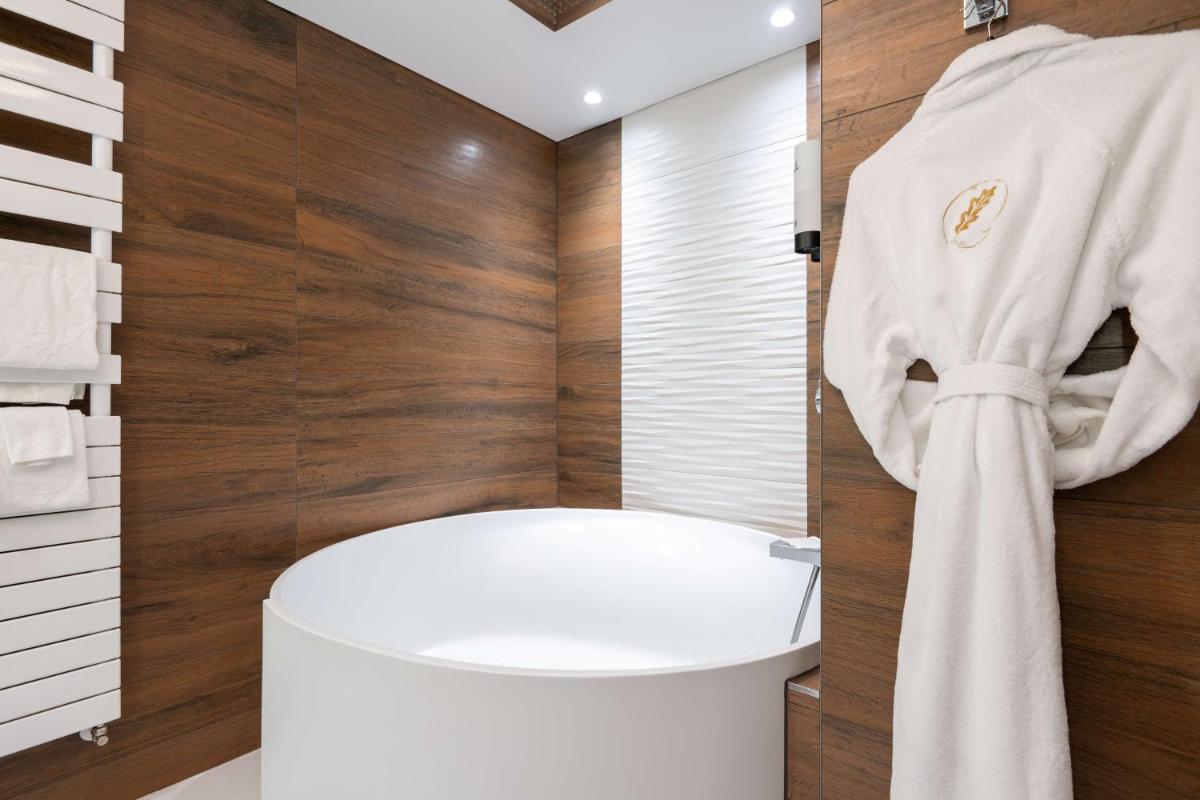 LA CHENEAUDIÈRE - Hôtel Spa - Relais & Châteaux - Restaurant étoilé