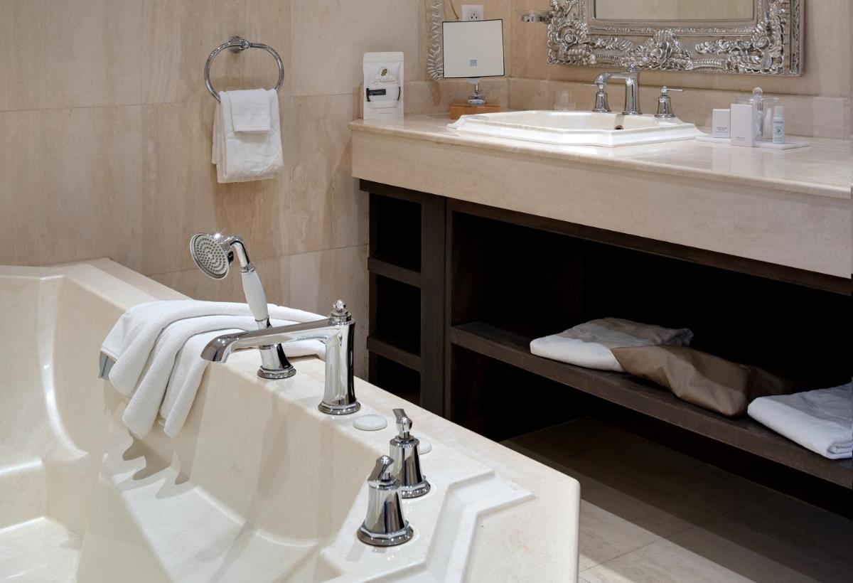 LA CHENEAUDIÈRE - Hôtel Spa - Relais & Châteaux - Restaurant étoilé