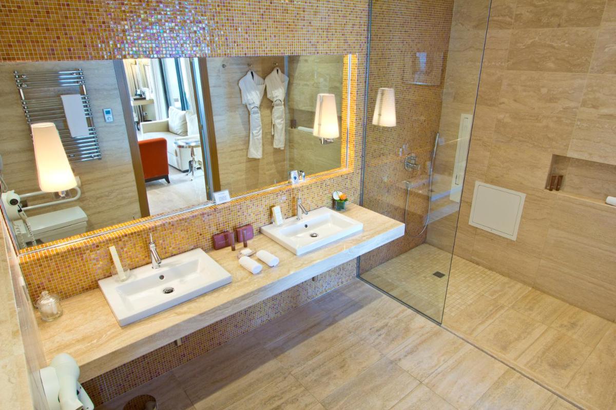 Hostellerie La Farandole