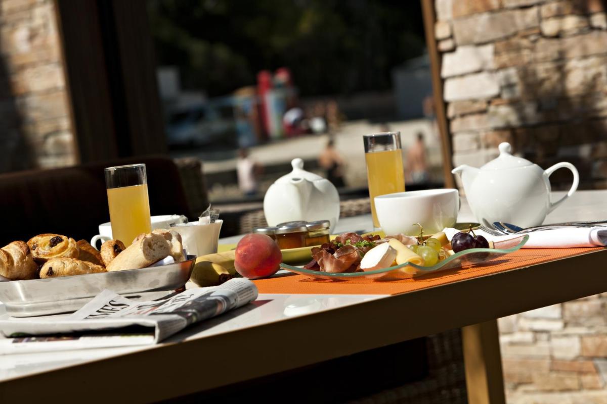 Hostellerie La Farandole