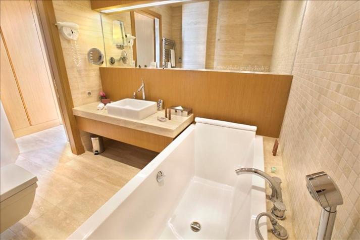 Hostellerie La Farandole