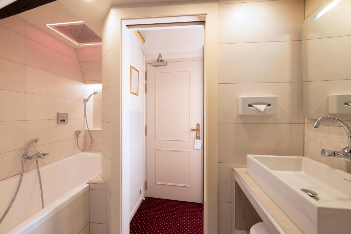 Hotel Restaurant Le Maréchal - Teritoria