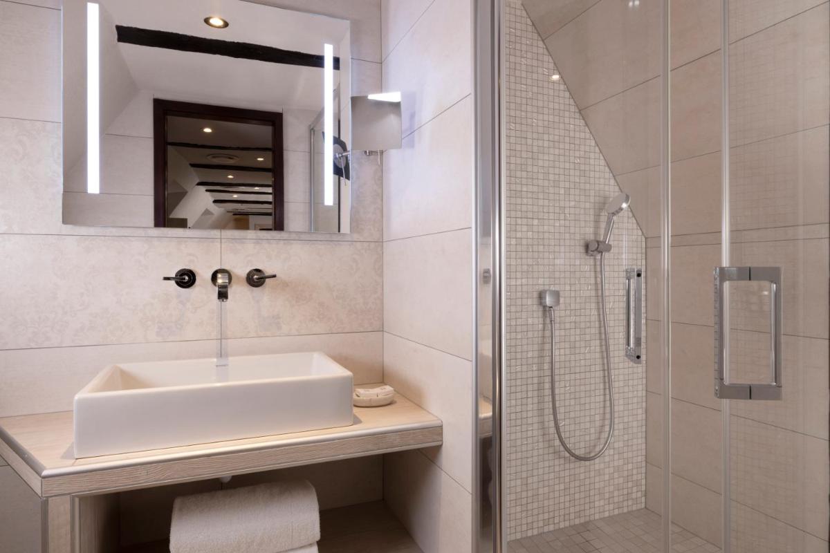 Hotel Restaurant Le Maréchal - Teritoria