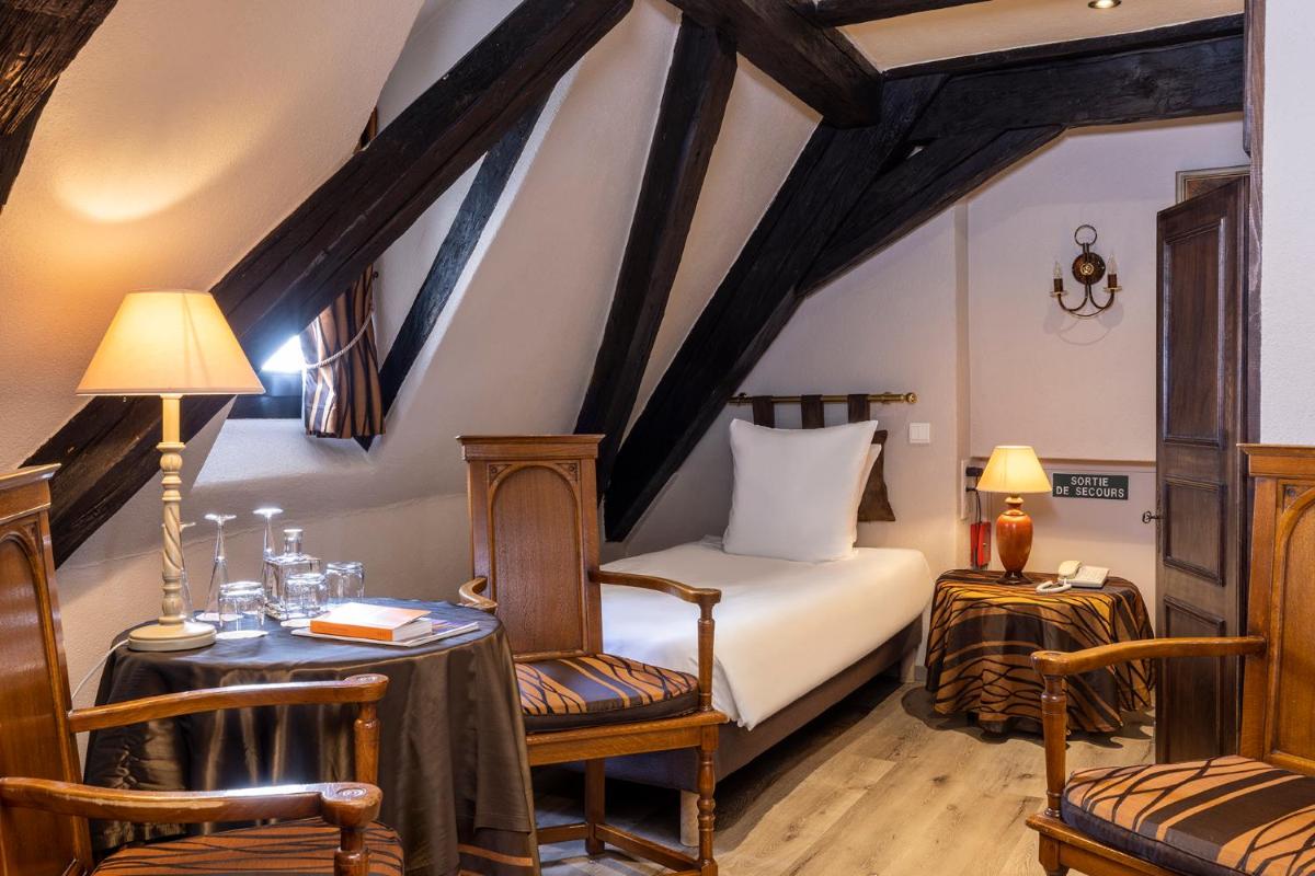 Hotel Restaurant Le Maréchal - Teritoria