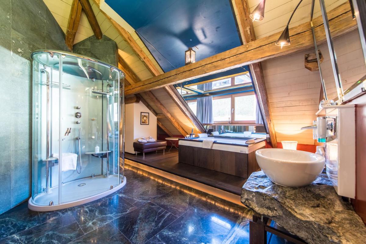 Adler Suite & Stube