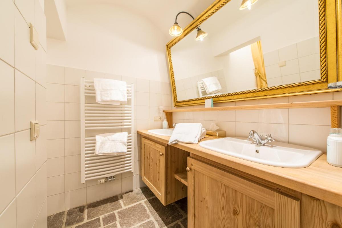 Adler Suite & Stube