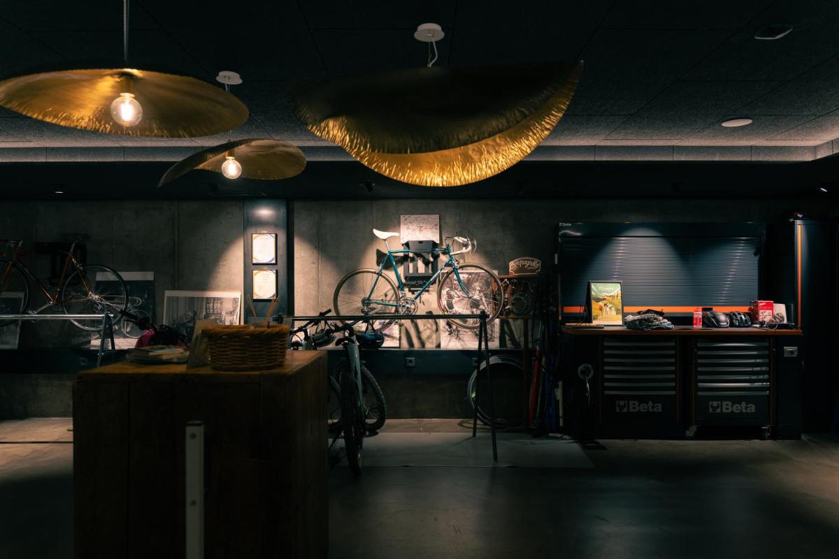 Adler Suite & Stube