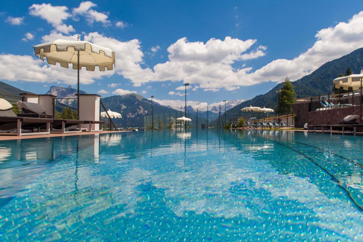 Hotel Albion Mountain Spa Resort Dolomites