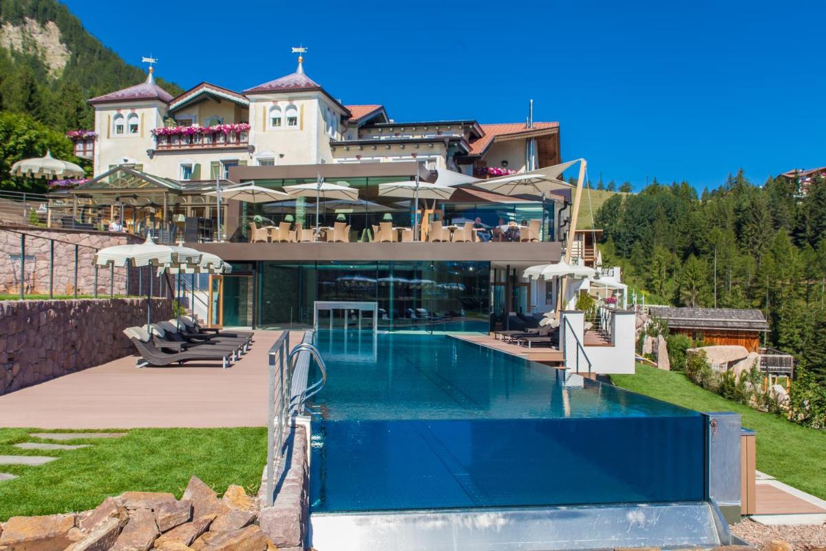 Hotel Albion Mountain Spa Resort Dolomites